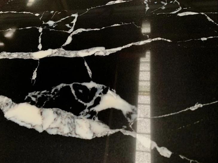 black calacatta quartz